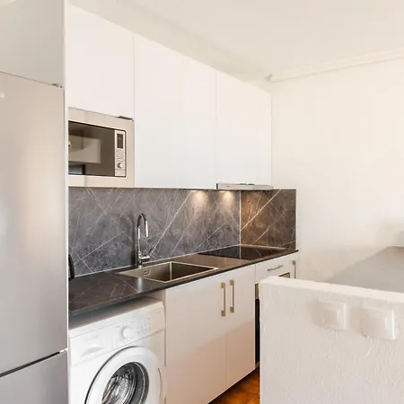 Apartmán Oceanfront Tenerife South Albatros 270 *