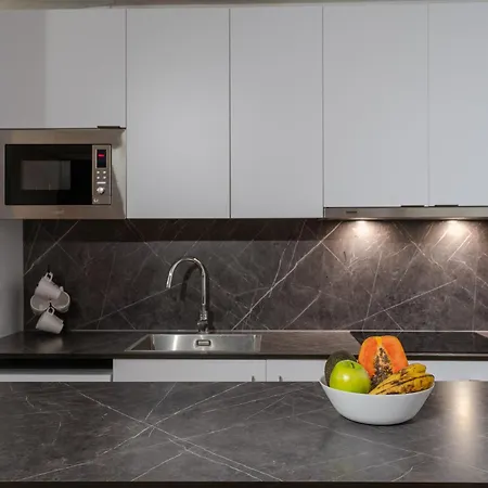 Apartmán Oceanfront Tenerife South Albatros 270 *